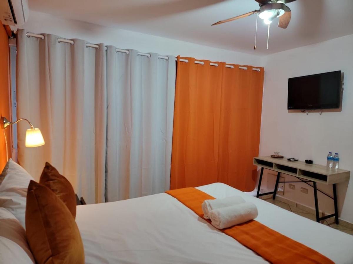 Hotel Sea Breeze Сосуа Екстер'єр фото
